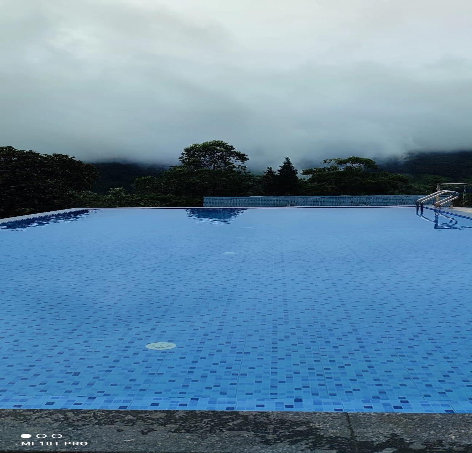 Camelot Resort Munnar Esterno foto